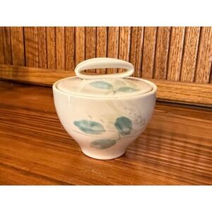 Red Wing True China Merrileaf Pattern Sugar Bowl